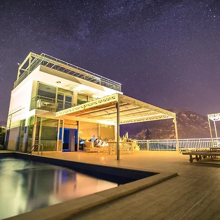 Infinity Калкан