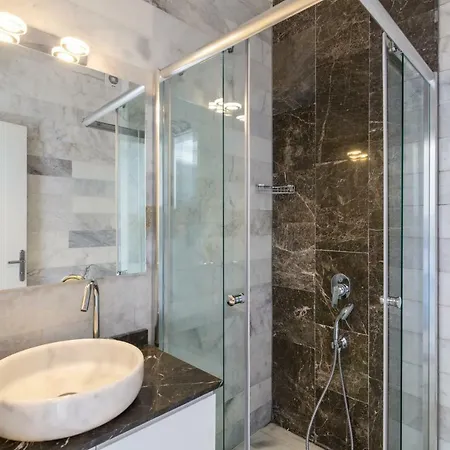 Infinity Калкан