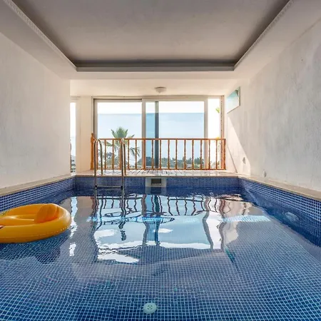 Villa Infinity *
